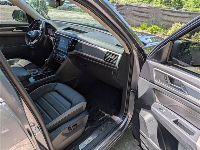 Used 2021 Volkswagen Atlas SEL Premium AWD/4WD image 11