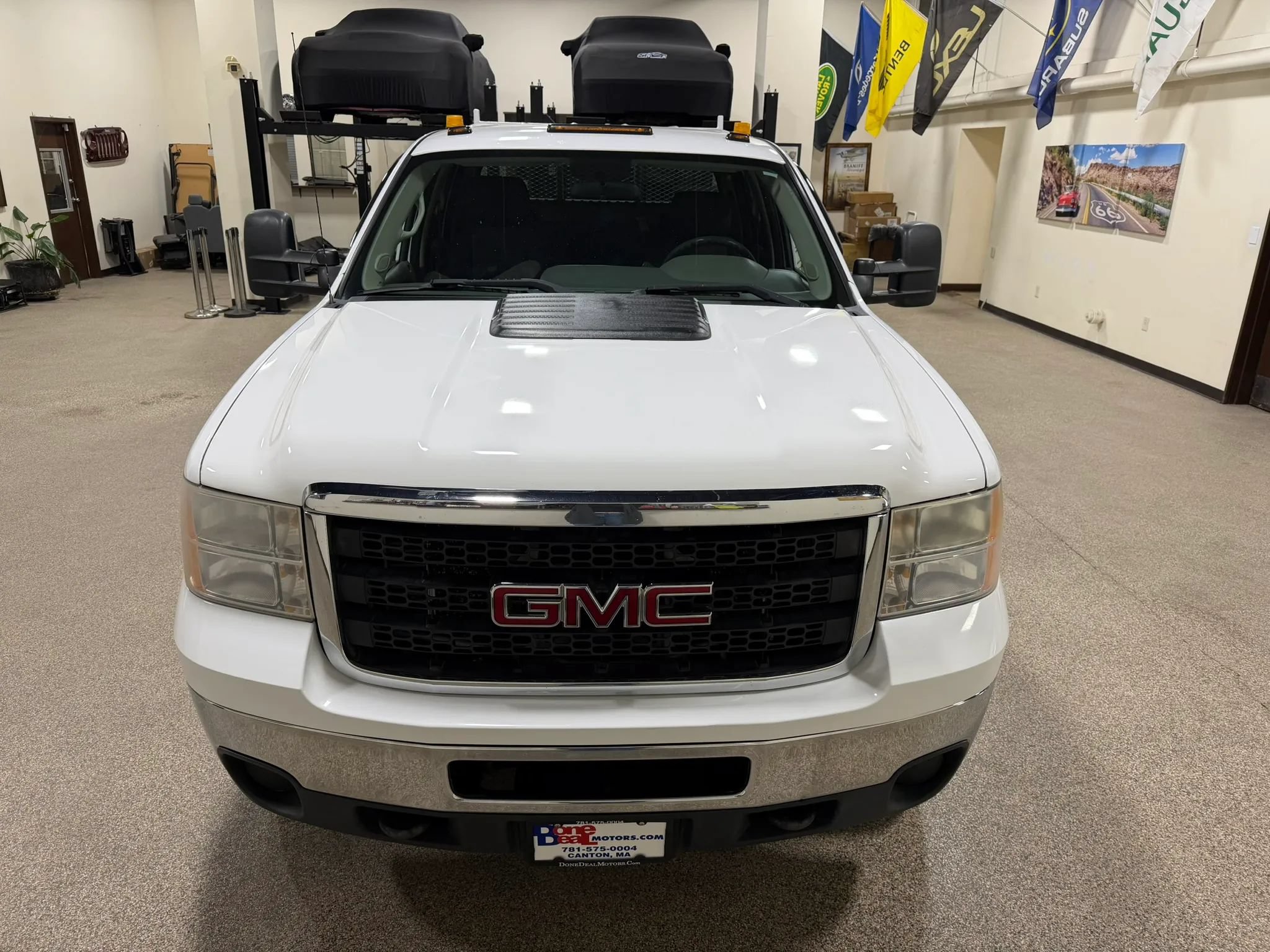 Used 2014 GMC Sierra 3500 W/T w/ Snow Plow Prep Package AWD/4WD image 4