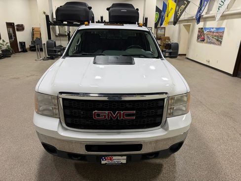 Used 2014 GMC Sierra 3500 W/T w/ Snow Plow Prep Package AWD/4WD image 4
