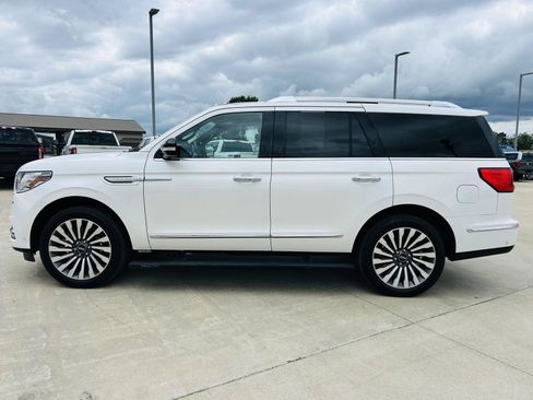 Used 2019 Lincoln Navigator Reserve AWD/4WD image 44