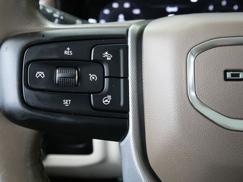 Used 2022 GMC Yukon Denali image 18