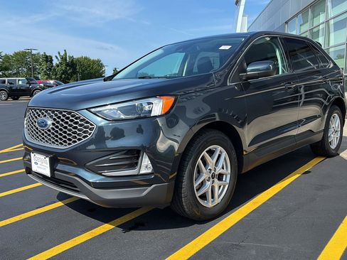 Used 2024 Ford Edge SEL w/ Convenience Package AWD/4WD image 7