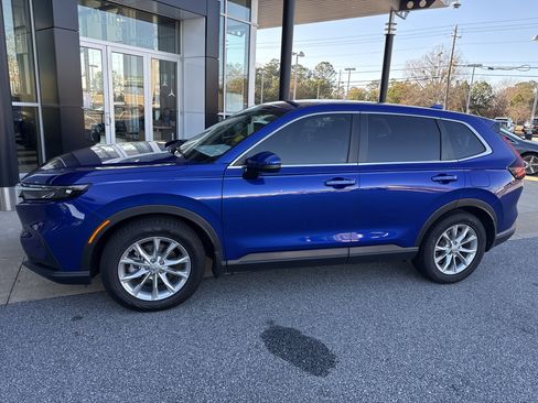 Used 2024 Honda CR-V EX image 3