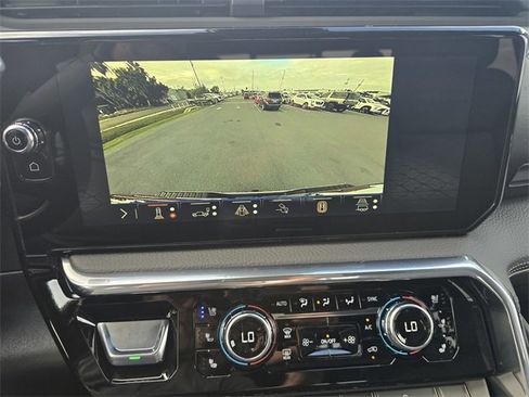 New 2026 GMC Sierra 2500 Denali w/ Denali Reserve Package image 19