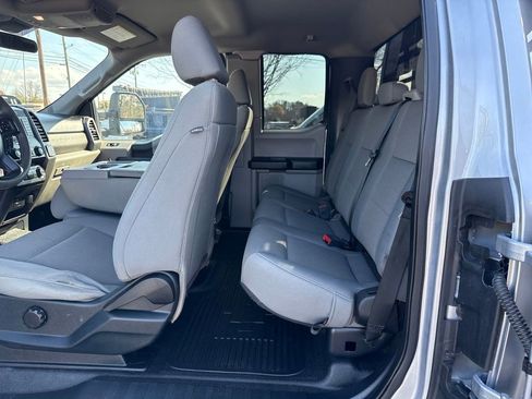 Used 2020 Ford F250 XL w/ Power Equipment Group image 25