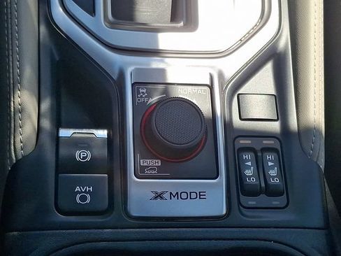 Certified 2024 Subaru Forester Premium AWD/4WD image 26