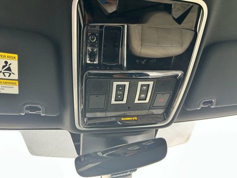 Used 2018 Land Rover Range Rover Sport Supercharged image 23