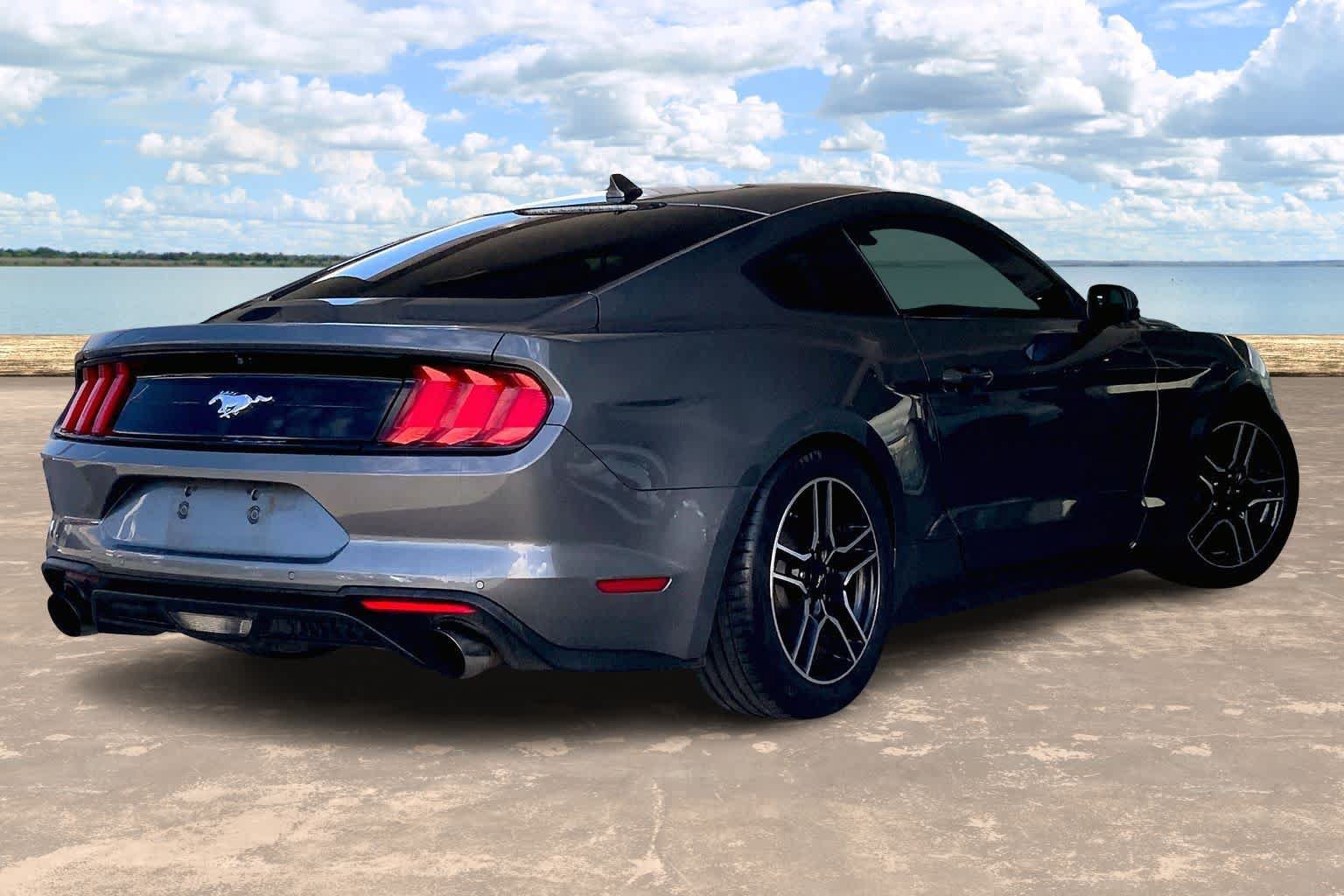 Used 2022 Ford Mustang Coupe w/ Equipment Group 101A RWD image 21