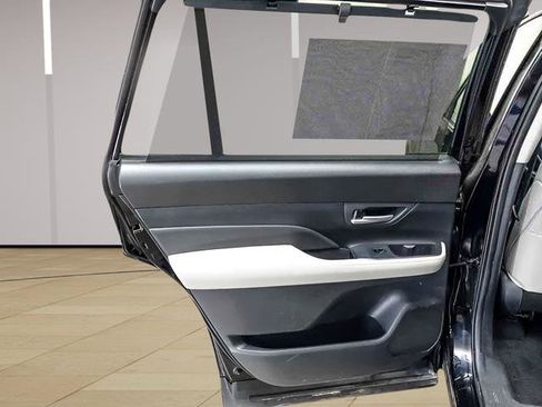 Used 2024 Toyota Grand Highlander AWD image 22