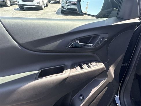 Used 2024 Chevrolet Equinox LT w/ LPO, Floor Liner Package FWD image 22