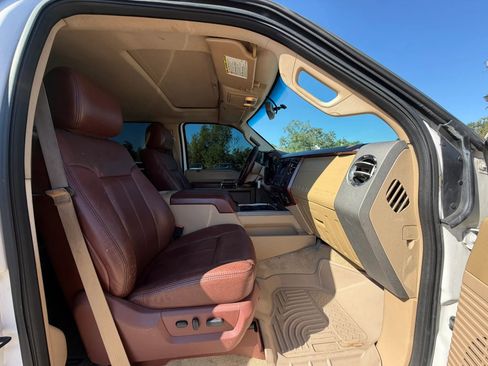 Used 2012 Ford F250 King Ranch w/ King Ranch w/Chrome Pkg image 23