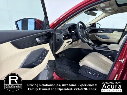 Used 2025 Acura MDX SH-AWD w/ Advance Package image 4