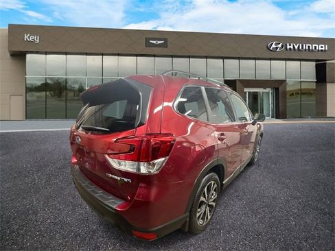 Used 2023 Subaru Forester Limited image 6