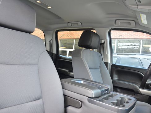 Used 2018 Chevrolet Silverado 1500 LT w/ All Star Edition image 27