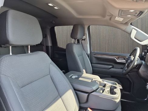 Used 2023 Chevrolet Silverado 1500 LT image 15