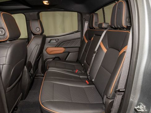 Used 2024 GMC Canyon AT4 w/ AT4 Premium Package image 8