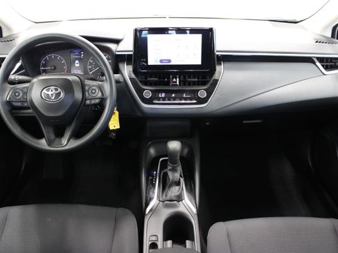 Used 2025 Toyota Corolla LE FWD image 26