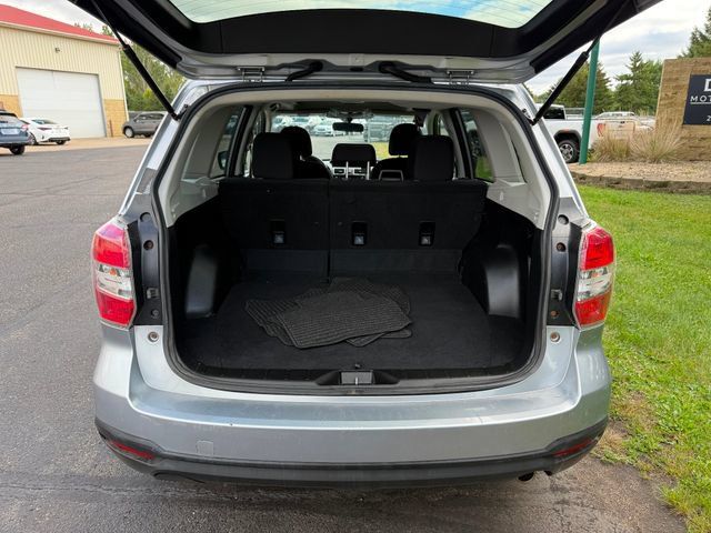 Used 2016 Subaru Forester 2.5i Premium AWD/4WD image 3