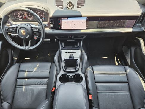 Certified 2024 Porsche Cayenne Turbo GT AWD/4WD image 25