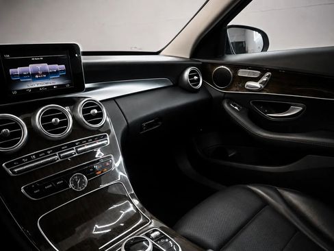 Used 2017 Mercedes-Benz C 300 4MATIC Sedan w/ Premium 1 Package image 11