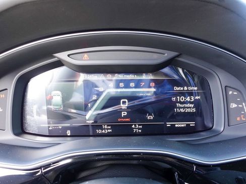 New 2026 Audi SQ7 Prestige image 18