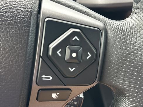 Used 2020 Toyota Tacoma TRD Sport RWD image 27