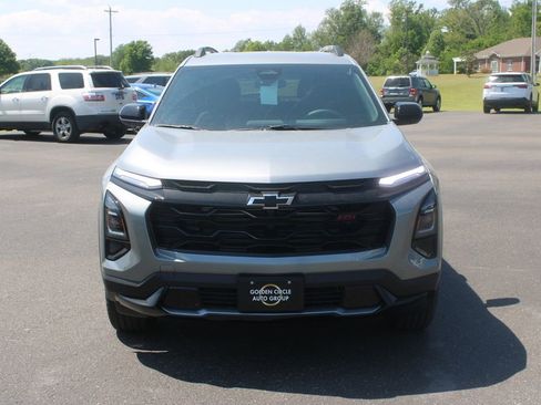 New 2026 Chevrolet Equinox ACTIV w/ Convenience Package III FWD image 3