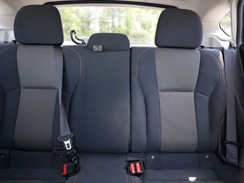 Used 2019 Subaru Crosstrek 2.0i Premium AWD/4WD image 36