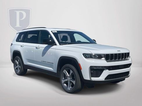 New 2026 Jeep Grand Cherokee L Limited w/ Luxury Tech Group II AWD/4WD image 1