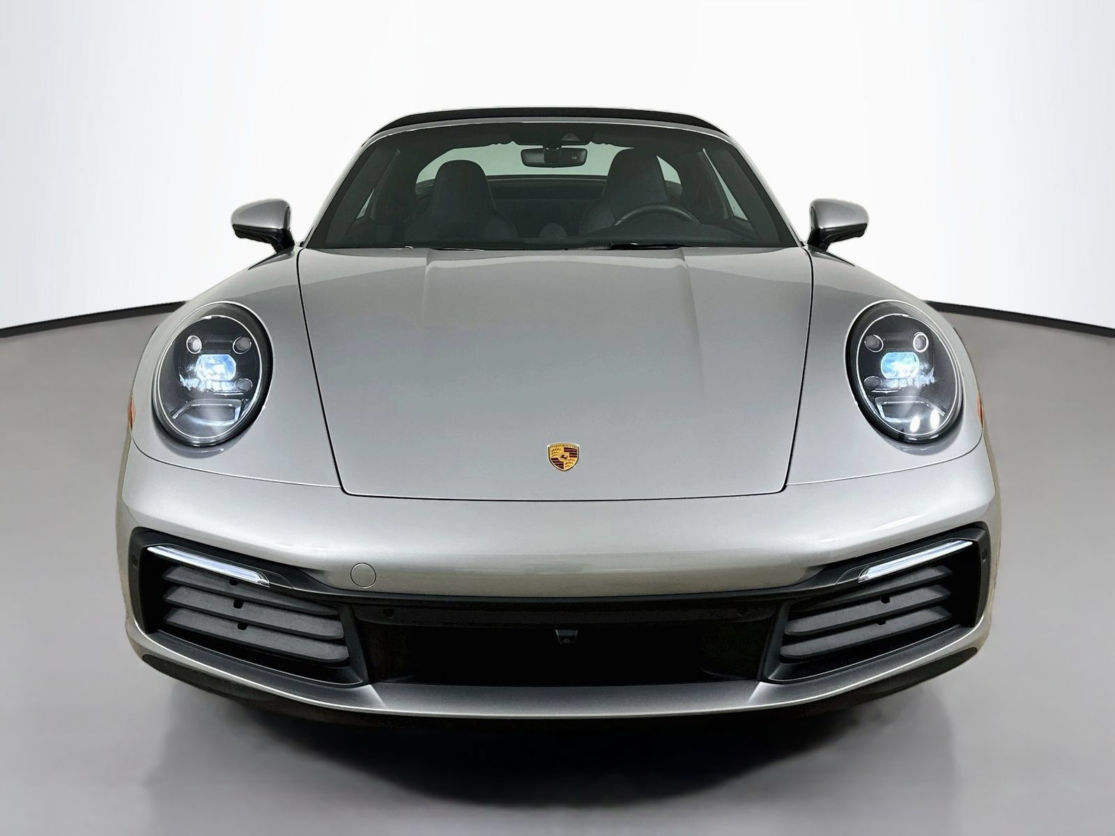 Used 2022 Porsche 911 Targa 4S AWD/4WD image 2
