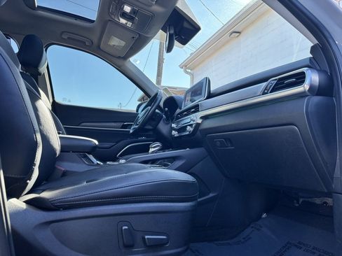 Used 2021 Kia Telluride SX w/ Nightfall Edition Package image 26