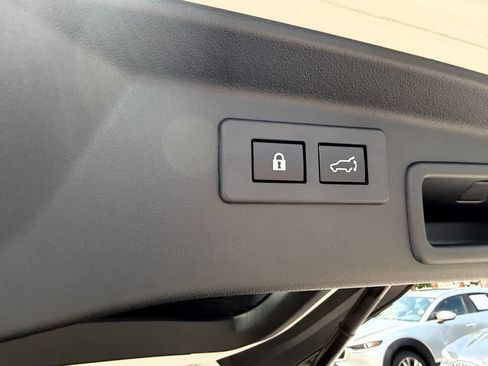 Used 2026 Subaru Outback Premium AWD/4WD image 6