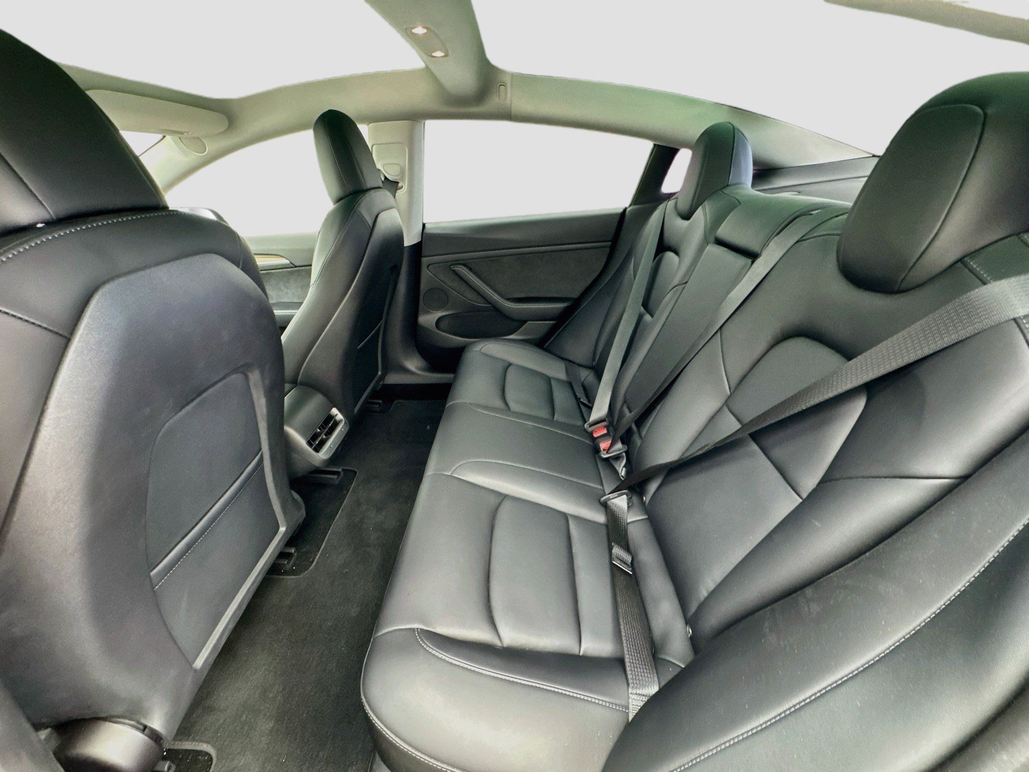 Used 2022 Tesla Model 3 Performance AWD/4WD image 16