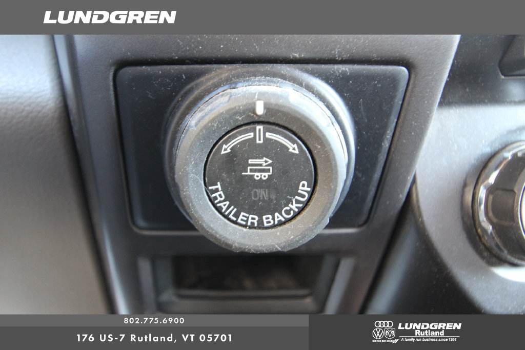 Used 2016 Ford F150 XLT w/ Equipment Group 302A Luxury AWD/4WD image 39