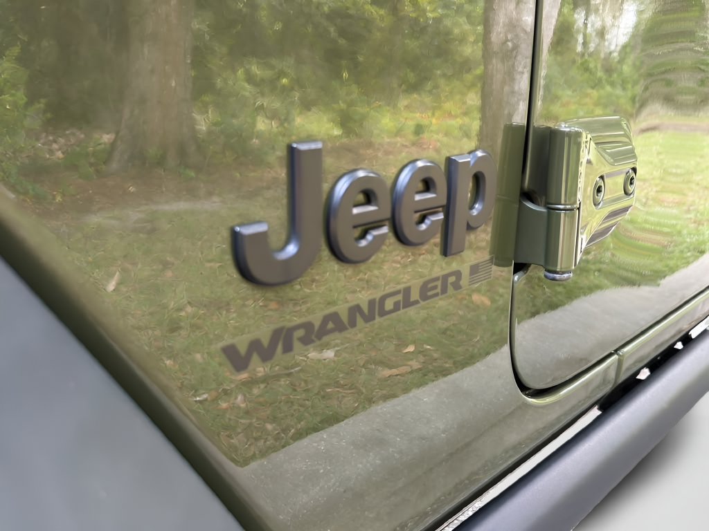 Used 2024 Jeep Wrangler Unlimited Sport AWD/4WD image 28