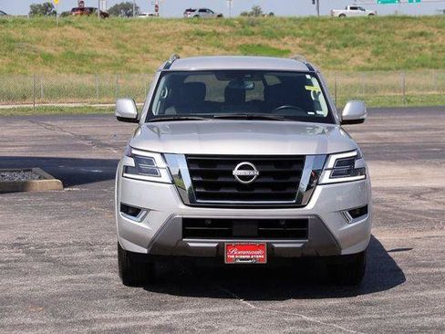 Used 2024 Nissan Armada SV AWD/4WD image 4