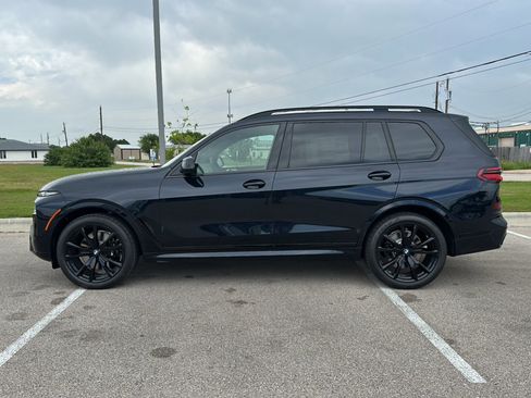 New 2027 BMW X7 xDrive40i w/ M Sport Package AWD/4WD image 5