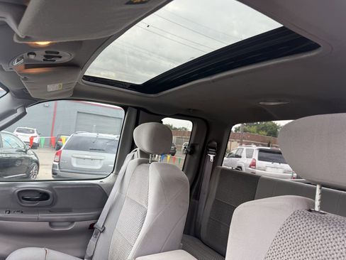 Used 2003 Ford F150 2WD SuperCab image 11