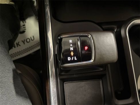 Used 2023 GMC Sierra 1500 SLT image 20