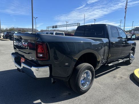 New 2026 RAM 3500 Tradesman image 8
