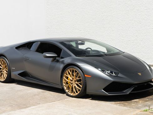 Used 2015 Lamborghini Huracan LP 610-4 AWD/4WD image 9