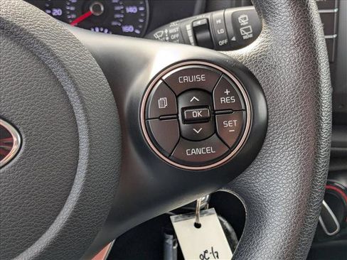 Used 2021 Kia Soul LX FWD image 13