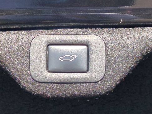 Used 2024 Lexus ES 300h w/ Premium Package FWD image 31