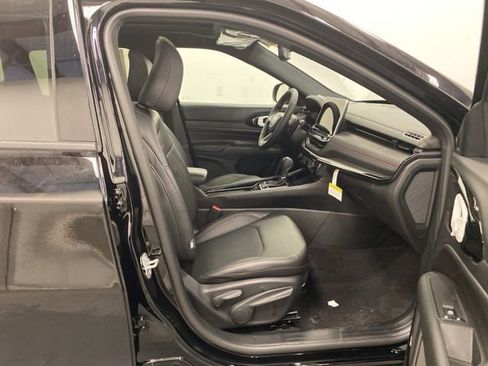 Used 2026 Jeep Compass Trailhawk w/ Sun, Sound & Navigation Group image 24