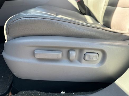 Used 2015 Honda Pilot EX-L image 17