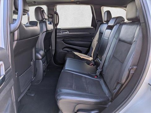 Used 2020 Jeep Grand Cherokee Altitude AWD/4WD image 19