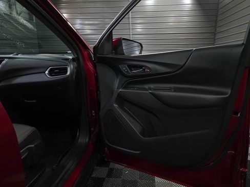 Used 2019 Chevrolet Equinox LT image 31