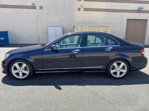 Used 2011 Mercedes-Benz C 300 Sedan image 5