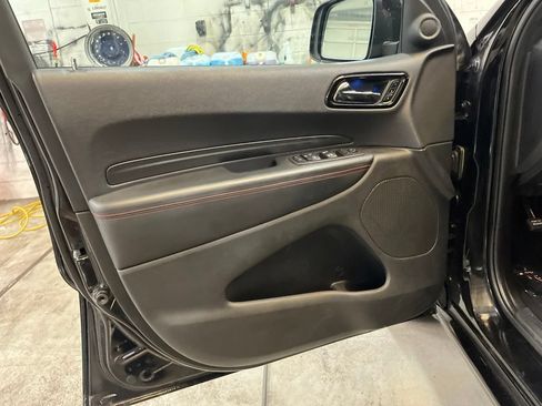Used 2024 Dodge Durango GT AWD/4WD image 12