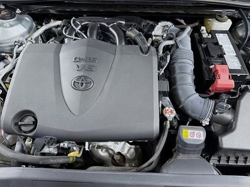 Used 2024 Toyota Camry XSE w/ Navigation Package FWD image 34